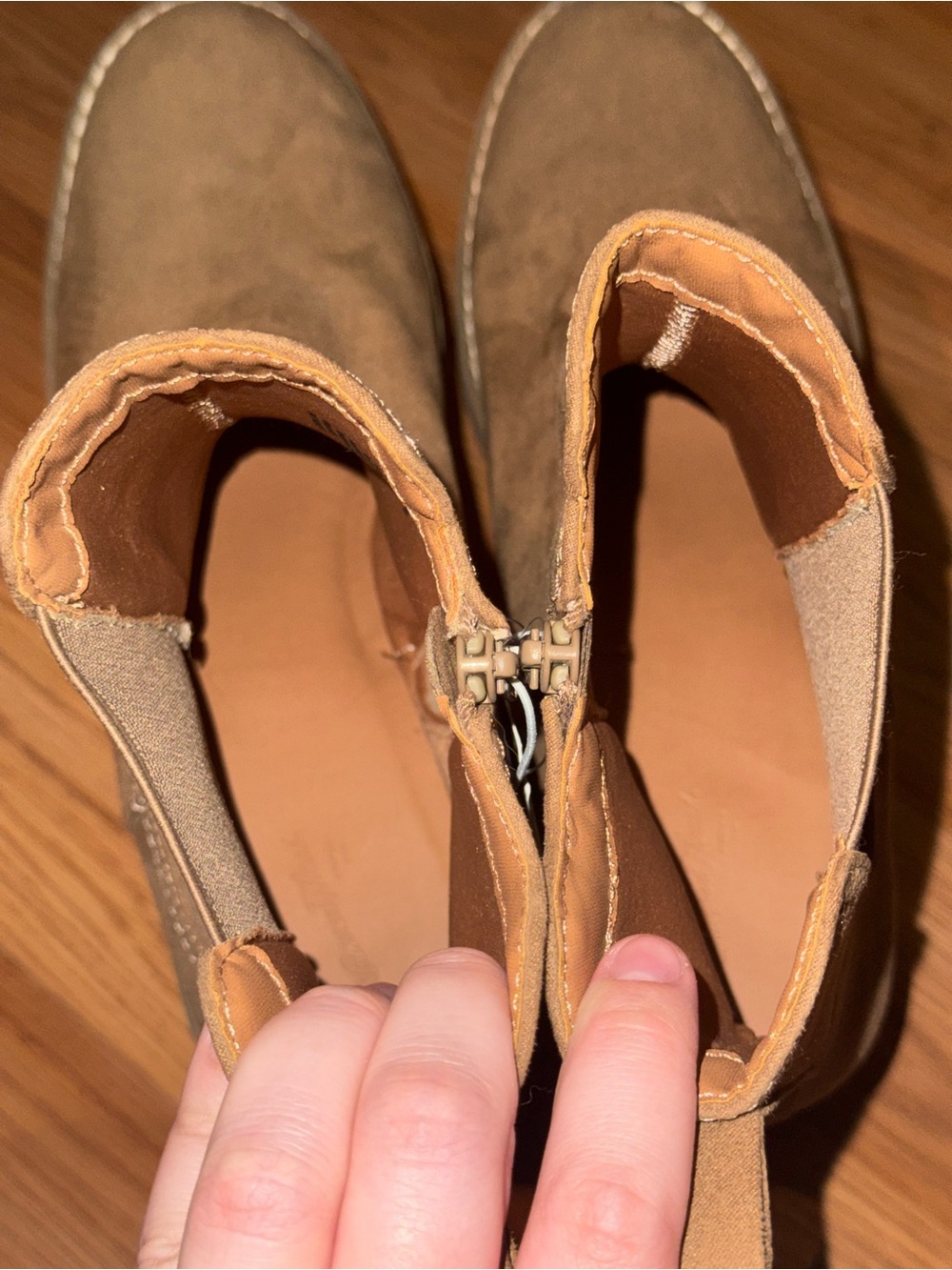 Universal Thread Boots - Picture 6 of 7
